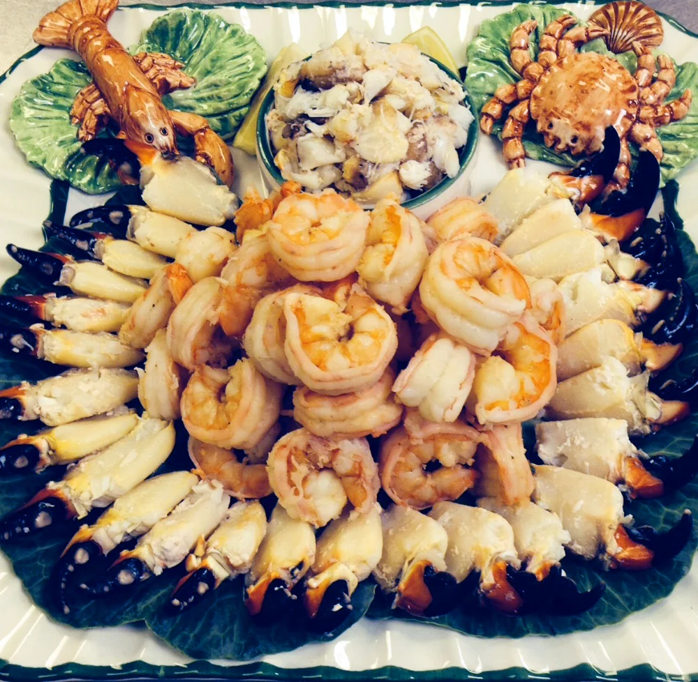 Shrimp and crab platter